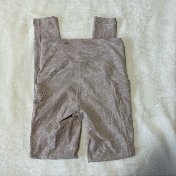 Lululemon Swift Speed High-Rise Tight 28" - Picture 3 of 5